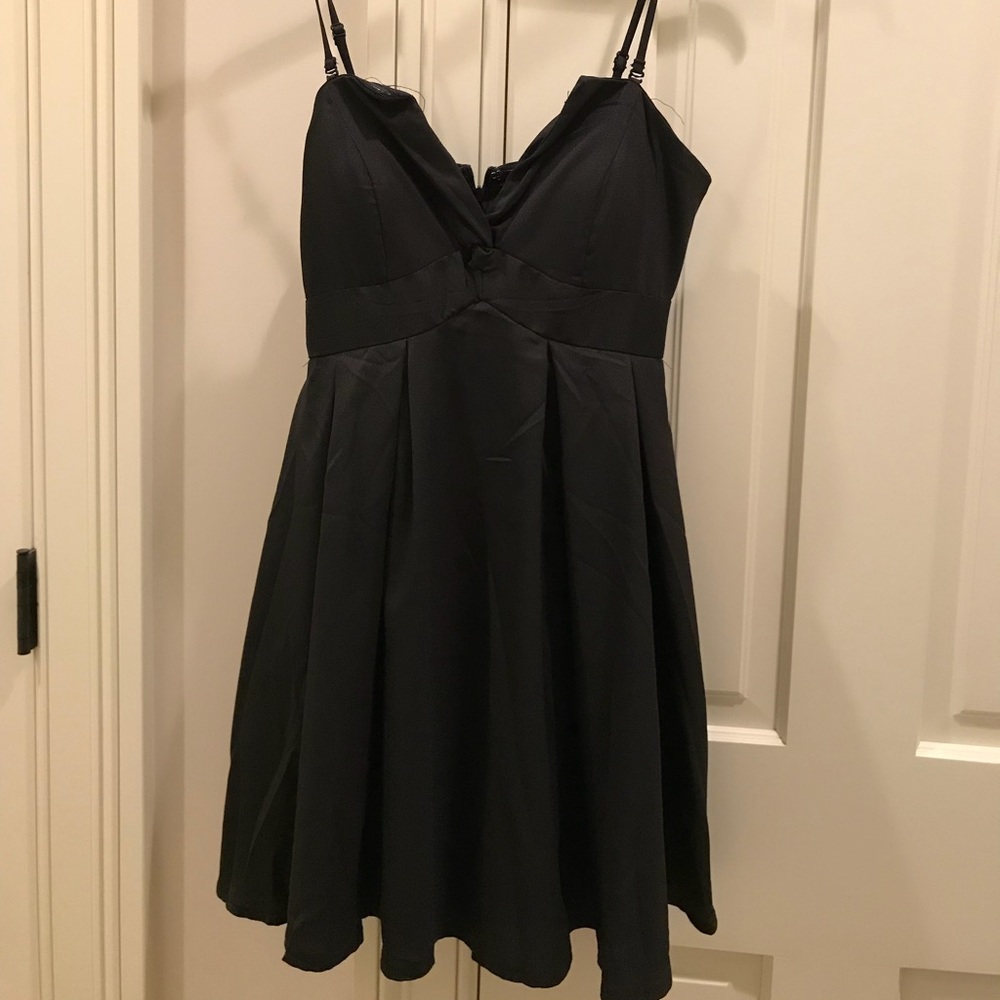 Loving Things flowy black dress